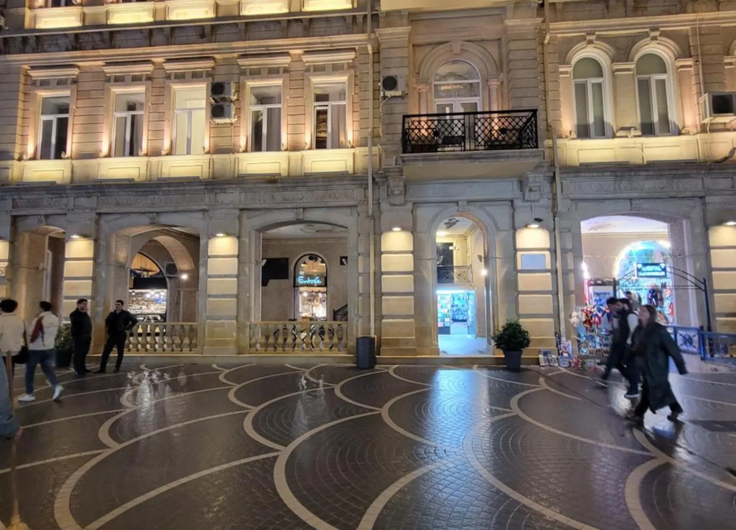 London Hotel And Guest House Baku